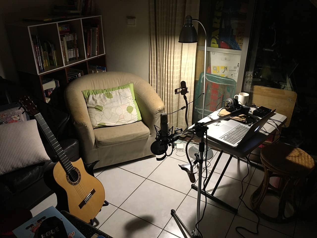 A Step-by-Step Guide to Setting Up a Home Recording Studio in India